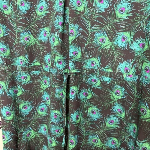 Symple NYC plaid oversized button front peacock blouse - Picture 6 of 9